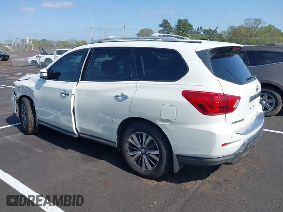 2017 Nissan Pathfinder SV z VIN 5N1DR2MN7HC695396, wystawiony jako IAAI lot #41899881 z przebiegiem 162 061 mil mil oraz . Historia ofert i sprzedaży dostępna na DreamBid. Obrazek 3.