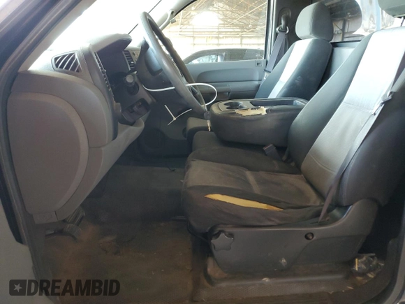 2009 Chevrolet Silverado 1500 Work Truck with VIN 1GCEC14X69Z159141, listed as a Copart auction lot 51869115 with 232,836 mi miles and Salvage Title. Bid and sale history available at DreamBid. Image 7.