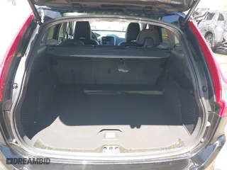 2016 Volvo XC60 T5 Drive-E Premier with VIN YV440MDK0G2857046, listed as a IAAI auction lot 41752649 with 36,896 mi miles. Bid and sale history available at carsss.com. Image 8.