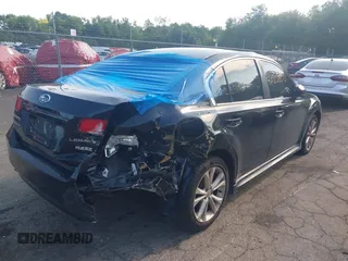 2014 Subaru Legacy 2.5i z VIN 4S3BMBA63E3027520, wystawiony jako IAAI lot #42358893 z przebiegiem 115 209 mil mil oraz . Historia ofert i sprzedaży dostępna na DreamBid. Obrazek 4.