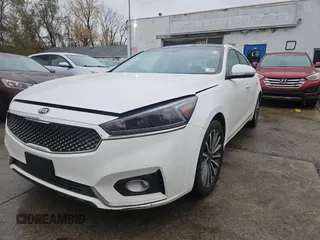 2017 Kia Cadenza Premium with VIN KNALC4J17H5049226, listed as a Copart auction lot 82413564 with 172,903 mi miles and Clean Title. Bid and sale history available at carsss.com. Image 2.