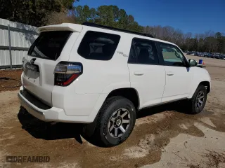 2024 Toyota 4Runner TRD Off Road with VIN JTEPU5JR9R6282626, listed as a Copart auction lot 45644685 with 16,949 mi miles and Salvage Title. Bid and sale history available at carsss.com. Image 3.