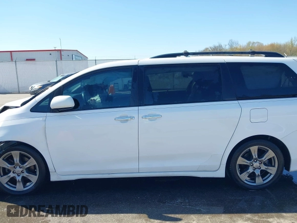 2017 Toyota Sienna SE with VIN 5TDXZ3DC8HS871148, listed as a IAAI auction lot 42035137 with 124,126 mi miles and . Bid and sale history available at DreamBid. Image 14.
