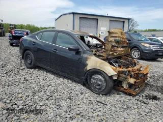 2025 Nissan Sentra S z VIN 3N1AB8BV2SY291828, wystawiony jako Copart lot #56495925 z przebiegiem Nie podano mil oraz Szkoda całkowita • Salvage title. Historia ofert i sprzedaży dostępna na DreamBid. Obrazek 4.