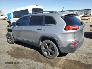 2017 Jeep Cherokee Latitude с VIN 1C4PJLCS3HW514430, выставлен на аукционе Copart как лот 50260275 с пробегом 120 021 миль миль и Списание • Salvage title. История ставок и продаж доступна на DreamBid. Изображение 2.