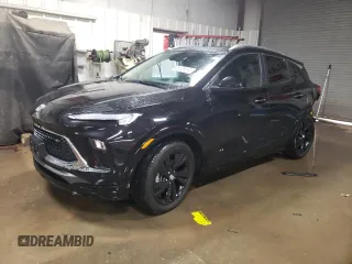 2025 Buick Encore GX Sport Touring с VIN KL4AMDSL5SB048120, выставлен на аукционе Copart как лот 86556694 с пробегом 5 387 миль миль и Списание • Salvage title. История ставок и продаж доступна на DreamBid. Изображение 1.