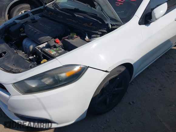 2015 Dodge Dart SXT with VIN 1C3CDFBB0FD431902, listed as a IAAI auction lot 41552504 with 163,738 mi miles. Bid and sale history available at carsss.com. Image 6.