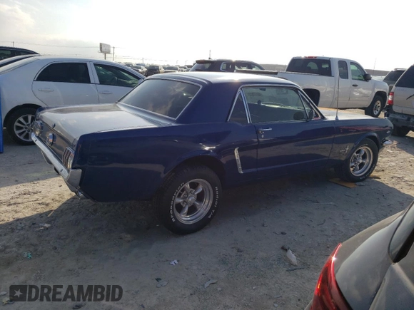1965 Ford Mustang z VIN 5F07T661135, wystawiony jako Copart lot #44177515 z przebiegiem 2 330 mil mil oraz Szkoda całkowita • Salvage title. Historia ofert i sprzedaży dostępna na DreamBid. Obrazek 3.