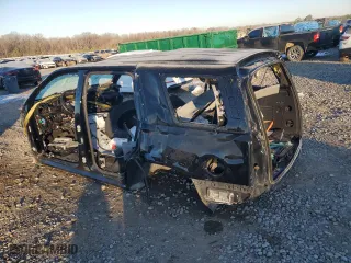 2019 Cadillac Escalade Premium Luxury with VIN 1GYS4CKJ3KR208421, listed as a Copart auction lot 85095224 with 0 mi miles and Salvage Title. Bid and sale history available at carsss.com. Image 2.