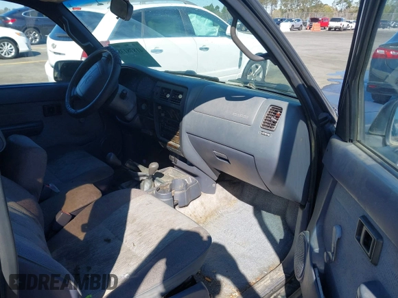 1998 Toyota Tacoma with VIN 4TAWN72N5WZ120258, listed as a IAAI auction lot 41878138 with 268,640 mi miles and . Bid and sale history available at DreamBid. Image 5.