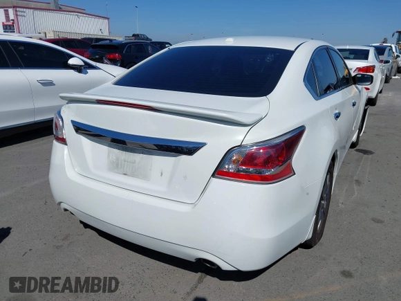 2015 Nissan Altima S with VIN 1N4AL3AP2FC462274, listed as a IAAI auction lot 41980161 with 93,388 mi miles and . Bid and sale history available at DreamBid. Image 4.