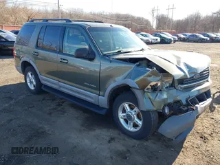 2002 Ford Explorer XLT z VIN 1FMZU73K82UD60206, wystawiony jako IAAI lot #40946344 z przebiegiem 137 078 mil mil oraz . Historia ofert i sprzedaży dostępna na DreamBid. Obrazek 1.