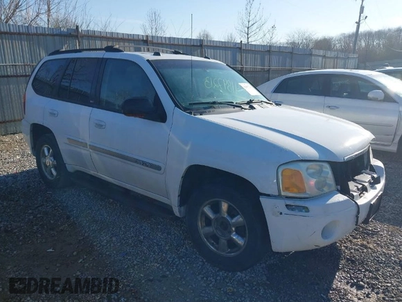 2005 GMC Envoy SLE with VIN 1GKDT13S052378542, listed as a IAAI auction lot 41897213 with 178,355 mi miles. Bid and sale history available at carsss.com. Image 1.