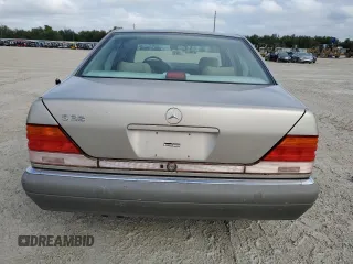 1995 Mercedes-Benz S 320 z VIN WDBGA33E1SA256213, wystawiony jako Copart lot #81800594 z przebiegiem 90 630 mil mil oraz Szkoda całkowita • Salvage title. Historia ofert i sprzedaży dostępna na DreamBid. Obrazek 6.