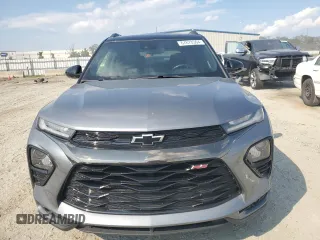 2021 Chevrolet TrailBlazer RS with VIN KL79MTSL6MB020054, listed as a Copart auction lot 67673364 with 32,534 mi miles and Salvage Title. Bid and sale history available at DreamBid. Image 5.
