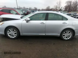 2011 Lexus ES with VIN JTHBK1EG7B2435831, listed as a IAAI auction lot 42007290 with Not Provided miles. Bid and sale history available at carsss.com. Image 13.