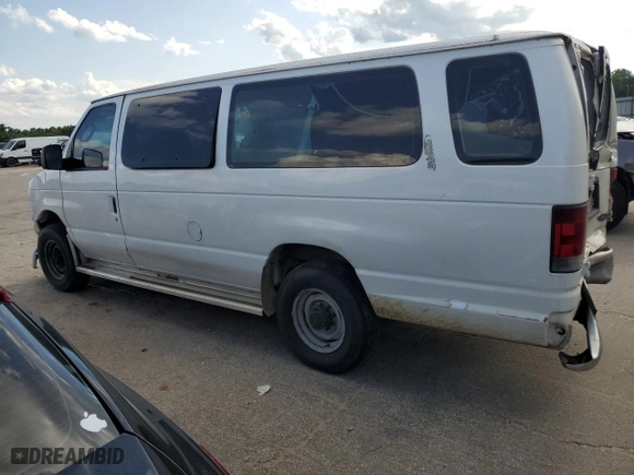 2007 Ford Econoline Wagon XL with VIN 1FBSS31LX7DA29123, listed as a Copart auction lot 80618144 with 220,656 mi miles and Non Repairable. Bid and sale history available at carsss.com. Image 2.