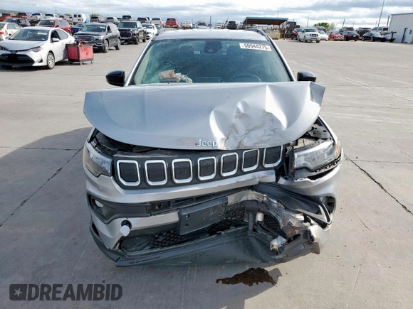 2022 Jeep Compass Latitude with VIN 3C4NJCBB7NT101226, listed as a Copart auction lot 50944275 with Not provided miles and Salvage title. Bid and sale history available at DreamBid. Image 5.