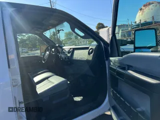 2016 Ford F-250 XL with VIN 1FT7W2A65GEB82741, listed as a Copart auction lot 47646325 with 175,403 mi miles and Clean title. Bid and sale history available at DreamBid. Image 5.