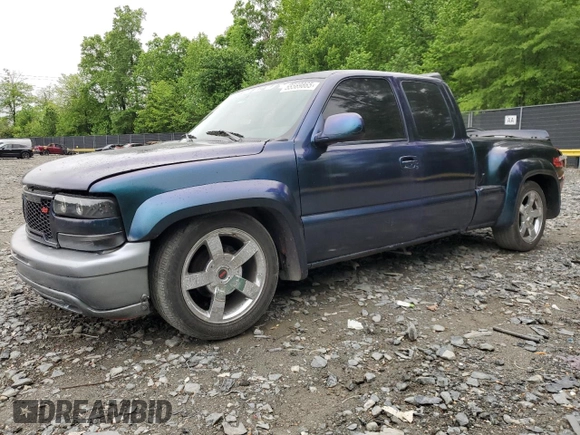 2001 Chevrolet Silverado 1500 LT with VIN 1GCEC19T31Z192995, listed as a Copart auction lot 55569865 with 238,730 mi miles and Salvage Title. Bid and sale history available at DreamBid. Image 1.