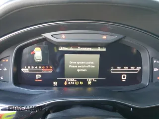 2022 Audi RS Q8 z VIN WU1ARBF14ND010975, wystawiony jako Copart lot #45132665 z przebiegiem 27 088 mil mil oraz Szkoda całkowita • Salvage title. Historia ofert i sprzedaży dostępna na DreamBid. Obrazek 9.