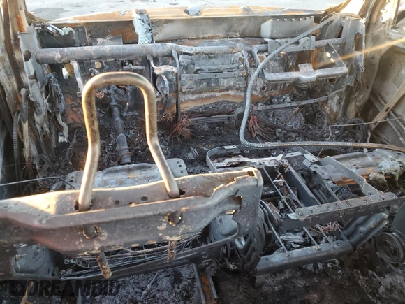2016 Ram 1500 Tradesman z VIN 1C6RR7FM5GS174684, wystawiony jako Copart lot #87287184 z przebiegiem Nie podano mil oraz Nie do naprawy • Non repairable. Historia ofert i sprzedaży dostępna na DreamBid. Obrazek 8.
