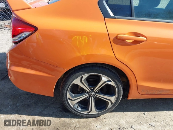 2015 Honda Civic Sedan Si with VIN 2HGFB6E53FH701374, listed as a IAAI auction lot 42051001 with 121,037 mi miles. Bid and sale history available at carsss.com. Image 18.