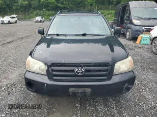 2005 Toyota Highlander z VIN JTEEP21A850090649, wystawiony jako Copart lot #61280015 z przebiegiem 220 506 mil mil oraz Czysty tytuł • Clean title. Historia ofert i sprzedaży dostępna na DreamBid. Obrazek 5.