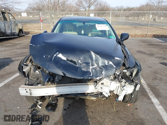 2008 Lexus IS 250 with VIN JTHCK262682026709, listed as a IAAI auction lot 41782718 with 176,815 mi miles. Bid and sale history available at carsss.com. Image 12.