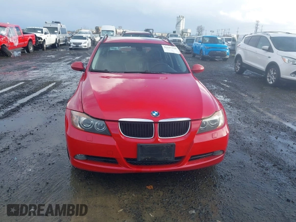 2007 BMW 3 Series 328xi с VIN WBAVT73507FZ36976, выставлен на аукционе IAAI как лот 41647516 с пробегом 157 049 миль миль и . История ставок и продаж доступна на DreamBid. Изображение 12.