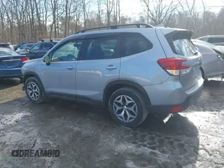 2023 Subaru Forester Premium with VIN JF2SKAEC7PH545010, listed as a IAAI auction lot 41642738 with 18,664 mi miles. Bid and sale history available at carsss.com. Image 3.