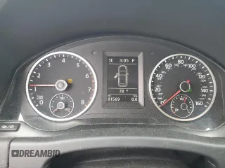 2014 Volkswagen Tiguan S z VIN WVGBV3AX8EW594957, wystawiony jako Copart lot #54565655 z przebiegiem 81 569 mil mil oraz Szkoda całkowita • Salvage title. Historia ofert i sprzedaży dostępna na DreamBid. Obrazek 9.