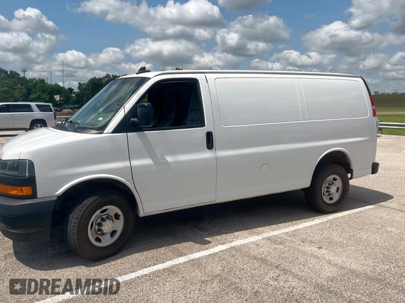 2021 Chevrolet Express Cargo with VIN 1GCWGAFP2M1267284, listed as a Copart auction lot 59144545 with 76,236 mi miles and Clean title. Bid and sale history available at DreamBid. Image 2.