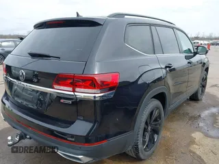 2022 Volkswagen Atlas 3.6L V6 SE w/Technology with VIN 1V2HR2CA9NC548835, listed as a IAAI auction lot 41532251 with 22,354 mi miles. Bid and sale history available at carsss.com. Image 4.