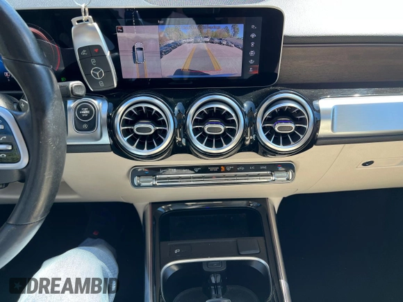 2020 Mercedes-Benz GLB 250 с VIN W1N4M4GB6LW041232, выставлен на аукционе Copart как лот 55499195 с пробегом 119 621 миль миль и Чистый • Clean title. История ставок и продаж доступна на DreamBid. Изображение 10.