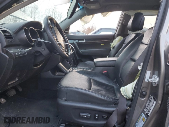 2013 Kia Sorento SX with VIN 5XYKWDA26DG383313, listed as a Copart auction lot 42489555 with 204,769 mi miles and Salvage Title. Bid and sale history available at carsss.com. Image 7.