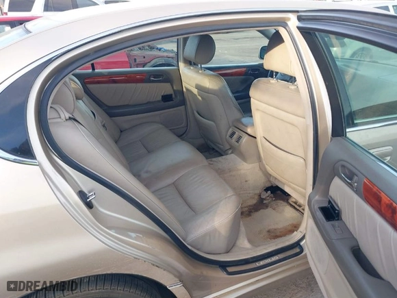 2005 Lexus GS 300 with VIN JT8BD69S950205133, listed as a IAAI auction lot 41417174 with 258,352 mi miles. Bid and sale history available at carsss.com. Image 8.