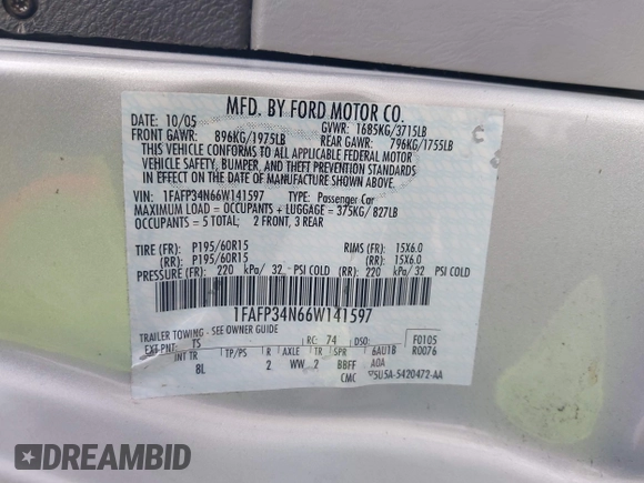 2006 Ford Focus S z VIN 1FAFP34N66W141597, wystawiony jako IAAI lot #42301819 z przebiegiem 94 705 mil mil oraz . Historia ofert i sprzedaży dostępna na DreamBid. Obrazek 9.
