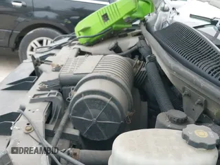 2010 Chevrolet Express Cargo z VIN 1GCZGFBA5A1170099, wystawiony jako IAAI lot #42155958 z przebiegiem 400 854 mil mil oraz . Historia ofert i sprzedaży dostępna na DreamBid. Obrazek 12.