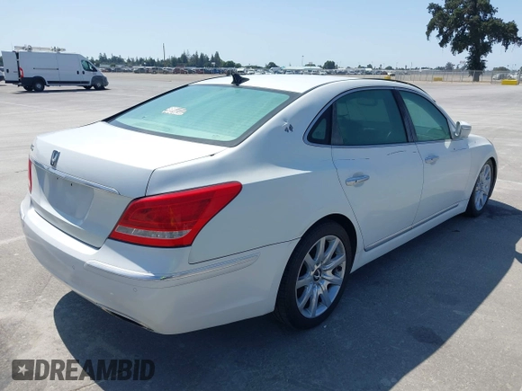 2011 Hyundai Equus Ultimate with VIN KMHGH4JF1BU035607, listed as a IAAI auction lot 42519619 with 116,107 mi miles and . Bid and sale history available at DreamBid. Image 4.