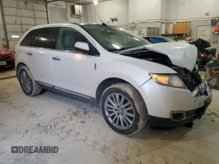 2011 Lincoln MKX with VIN 2LMDJ6JK8BBJ34628, listed as a Copart auction lot 46505345 with 170,678 mi miles and Salvage Title. Bid and sale history available at carsss.com. Image 4.