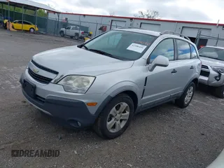 2013 Chevrolet Captiva Sport LS with VIN 3GNAL2EKXDS606686, listed as a IAAI auction lot 42186441 with 129,815 mi miles and . Bid and sale history available at carsss.com. Image 2.