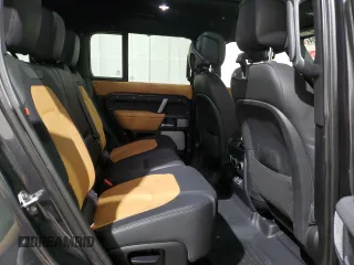 2024 Land Rover Defender X-Dynamic SE z VIN SALE2FEU4R2276545, wystawiony jako Copart lot #48308055 z przebiegiem 6 119 mil mil oraz Szkoda całkowita • Salvage title. Historia ofert i sprzedaży dostępna na DreamBid. Obrazek 10.