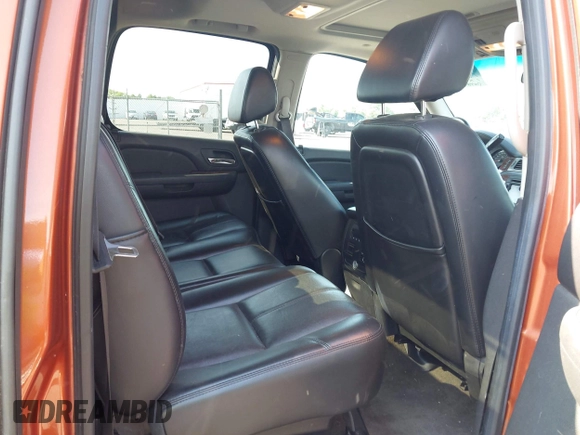 2007 Chevrolet Avalanche 3LT with VIN 3GNFK12327G174280, listed as a IAAI auction lot 42576843 with 170,582 mi miles and . Bid and sale history available at DreamBid. Image 8.