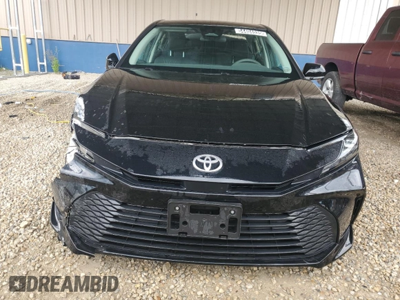 2025 Toyota Camry LE with VIN 4T1DAACK3SU515650, listed as a Copart auction lot 54404535 with 34,494 mi miles and Clean Title. Bid and sale history available at carsss.com. Image 5.