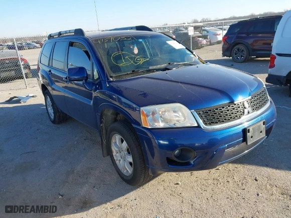 2010 Mitsubishi Endeavor LS with VIN 4A4JN2AS9AE002389, listed as a IAAI auction lot 41390321 with 103,060 mi miles. Bid and sale history available at carsss.com. Image 1.