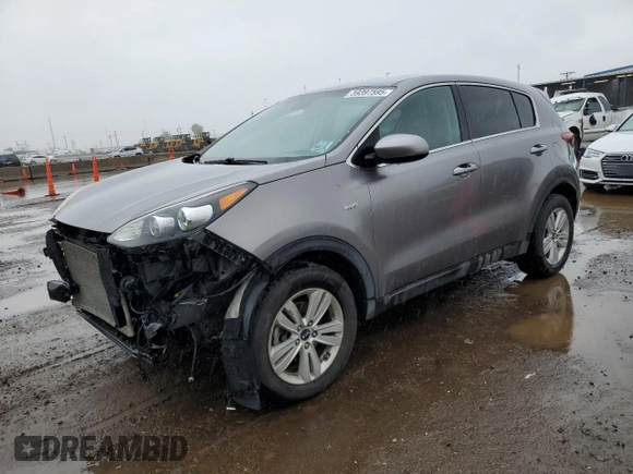 2018 Kia Sportage LX z VIN KNDPMCAC9J7318589, wystawiony jako Copart lot #59397595 z przebiegiem 107 523 mil mil oraz Szkoda całkowita • Salvage title. Historia ofert i sprzedaży dostępna na DreamBid. Obrazek 1.