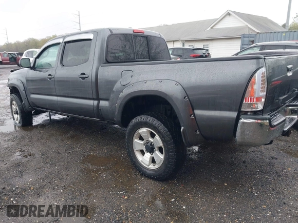 2010 Toyota Tacoma with VIN 5TEMU4FN0AZ712915, listed as a IAAI auction lot 41956306 with 204,986 mi miles and . Bid and sale history available at DreamBid. Image 3.