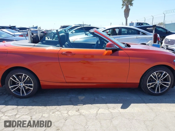 2018 BMW 2 Series 230i с VIN WBA2M7C52JVA97560, выставлен на аукционе IAAI как лот 42288220 с пробегом 40 218 миль миль и . История ставок и продаж доступна на DreamBid. Изображение 13.