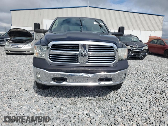 2015 Ram 1500 Outdoorsman z VIN 1C6RR7LM9FS719918, wystawiony jako Copart lot #56798485 z przebiegiem 187 443 mil mil oraz Czysty tytuł • Clean title. Historia ofert i sprzedaży dostępna na DreamBid. Obrazek 5.